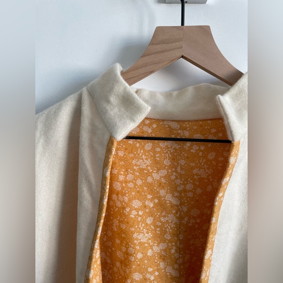 Handmade Wool Collared Jacket - Picture 4 of 8